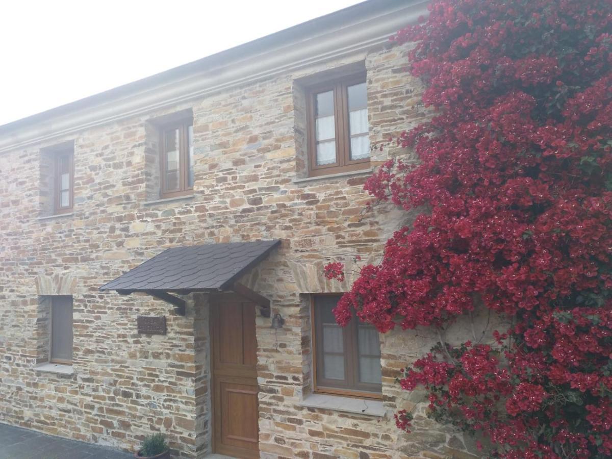 Вілла Casa Crisanta Lomba Екстер'єр фото